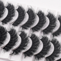 D Curl Winged Cat Eye Dicke, flauschige Faux-Nerz-Wimpernstreifen auf weißer Palette – Volumen-Kunstwimpern für Fotoshootings & Social Media Vlogs
