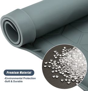 Tapis d'évier en silicone imperméable et écologique 34x22 pouces, doublure de placard de cuisine, plateau anti-goutte, drainage facile, couleur personnalisée, emballé en carton - Product Image 5