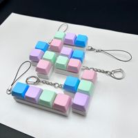 Porte-clés clavier mécanique en plastique coloré, jouet anti-stress léger, gadget sensoriel, boîte cadeau personnalisée pour fête