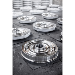 Rueda de tren de alta velocidad de acero ER7 de construcción precisa, diseñada para redes ferroviarias con una construcción robusta y una vida útil extendida. - Product Image 3