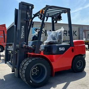 Gebruikt Toyota heftruck met dubbele voorwielen FD50, Japanse productie, tweedehands Toyota heftruck FD50, diesel heftruck te koop - Product Image 1