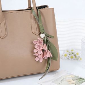 Stylish Pu Leather <b>Charm</b> Keychain Ornament Bulk Wholesale Flower Pendant for Everyday <b>Bag</b> Matching - Product Image 6