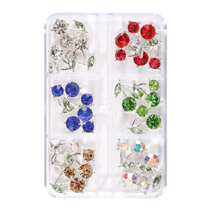 Alliage de métal de luxe Nail Art Strass Charmes 3D Nail Art Bijoux Zircon Décoration Date Designer Nail Strass - Product Image 5