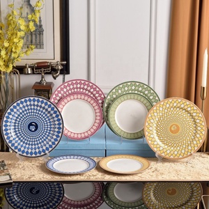 Ensemble de 2 assiettes à dîner et à dessert en porcelaine fine européenne écologique de luxe avec motif végétal - Product Image 1