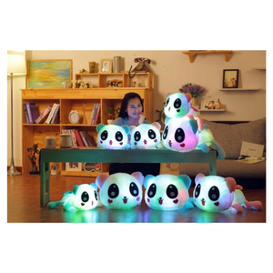 Jouet en peluche panda écologique avec broderie personnalisée, veilleuse LED avec <span class=keywords><strong>musique</strong></span> pour cadeau de la Saint-Valentin - Animal en peluche anti-stress - Product Image 1