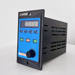 Variador de Frecuencia Variable (VFD) Monofásico Serie RIQNO A80 con Certificado CE, 1HP 0.75kW 220V para Motor - Product Image 3