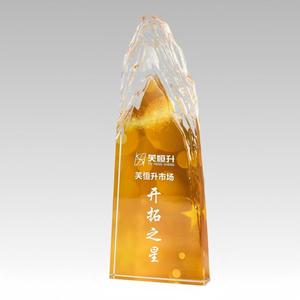 Trophée <span class=keywords><strong>de</strong></span> montagne en cristal K9, étanche, poli, gravé sur mesure, style sportif, <span class=keywords><strong>pour</strong></span> événements d'entreprise, reconnaissance des ventes, reconnaissance honorifique - Product Image 1