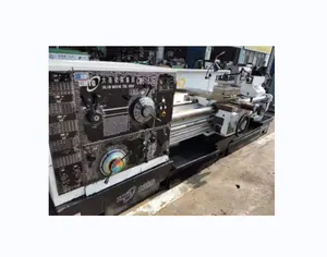 Hochwertige 2 Meter gebrauchte Metall drehmaschine Dalian CW6163E 2000MM mit Großhandels preis