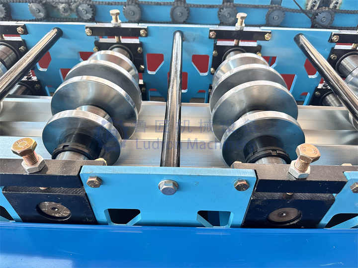 High Precision Water Gutter Forming Machine PLC Photovoltaic Bracket Roll Forming Machine
