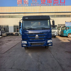 Camion <span class=keywords><strong>benne</strong></span> basculante <span class=keywords><strong>d</strong></span>'<span class=keywords><strong>occasion</strong></span> HOWO 371 ch à prix réduit avec flèche télescopique pliante pour l'Afrique - Product Image 3
