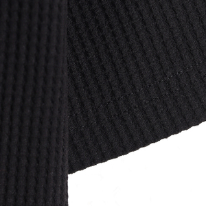 เสื้อโปโลลำลองสีดำสำหรับผู้ชายระดับไฮคลาส ผ้าสั่งทำพิเศษ ผลิตแบบ OEM ODM - Product Image 3