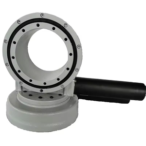 SDE14 Dual Axis Slew Drive con motor de 24V CC - Product Image 1