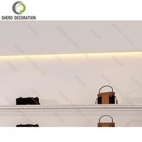 Étagère de présentation personnalisée pour sacs à main de magasin Design d'intérieur de sacs à main Présentoir en bois pour sacs à main