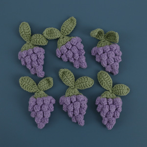 Piezas de <span class=keywords><strong>tela</strong></span> de uva tejidas a mano, lana tejida <span class=keywords><strong>para</strong></span> niñas, accesorios de ropa de ganchillo, decoraciones de ropa con motivos de frutas. - Product Image 3