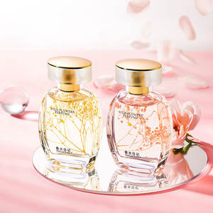 Parfum ODDIS aux fleurs sauvages longue durée, senteur violette et fraise, arôme français, flacon transparent 50ml, vaporisateur, approvisionnement en gros - Product Image 1