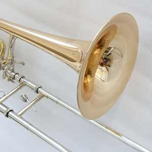 <span class=keywords><strong>Trombone</strong></span> en laiton à cloche en <span class=keywords><strong>cuivre</strong></span> doré <span class=keywords><strong>Trombone</strong></span> basse laqué clair avec étui <span class=keywords><strong>Trombone</strong></span> basse Full Slide en cupronickel - Product Image 3