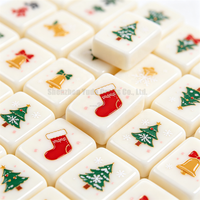 Tuiles de Mahjong Américain Crème à 1 Couche avec Motif Arbre de Noël et Logo Imprimé UV pour les Fêtes de Noël