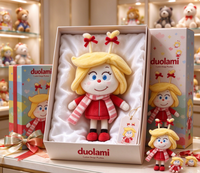 Poupée en peluche pour fille, figurine de dessin animé douce et rembourrée pour la décoration de chambre, cadeau pour enfants, poupée en peluche pour fille sur mesure