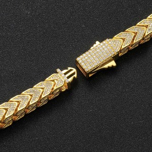 Pulsera de Lujo de Plata Esterlina con Diamantes de Moissanita de Corte Brillante de 12mm Estilo Miami Iced G Link, Pulseras Cubanas al por Mayor - Product Image 3