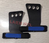 Agarraderas de Cuero de Carbono Ligeras y Duraderas para Crossfit, Unisex, con 3 Orificios, Logotipo Personalizado, para Dominadas, Kettlebells y Gimnasio