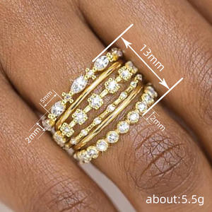 Anelli Eternity da Donna T0858 Placcati in Oro con Zirconia Cubica e Incastonatura a Pavé Rotonda, Anelli di Moda per Matrimonio - Product Image 4