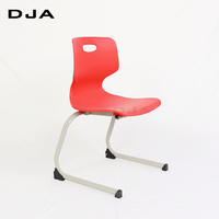 Chaises d'école empilables en plastique modernes pour salle de classe, gymnase, hôpital, maison, bureau, appartement, chambre, usage extérieur - Vente de chaises pour étudiants