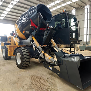 Camión Mezclador de Concreto Autoalimentado de 3.5 Metros Cúbicos, Camión Mezclador de Concreto Móvil en Venta - Product Image 1