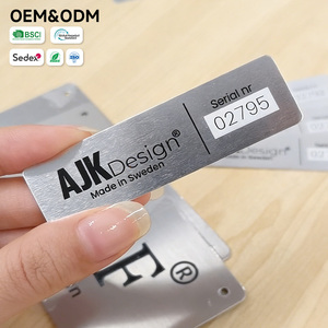 Etiquetas Metálicas Personalizadas con Nombre Grabado, Resistentes a los Arañazos, <span class=keywords><strong>de</strong></span> Aluminio Cepillado, Fabricadas con Información <span class=keywords><strong>de</strong></span> Origen, Montadas con Tornillos - Product Image 3