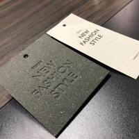 Service OEM ODM, étiquettes personnalisées en papier recyclé écologique, imprimées en relief/à plat, logo personnalisé, couleur/taille personnalisée, vêtements professionnels