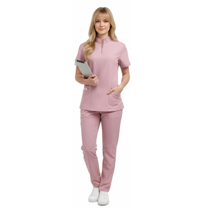 Uniforme de Enfermería Profesional Azul Claro de Dos Piezas, Tejido Transpirable de Fácil Cuidado con Cierre Frontal y Múltiples Bolsillos para Mayor Comodidad - Product Image 3