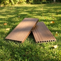 Outdoor Tiefgeprägte WPC-Terrassendielen Holz-Kunststoff-Bodenbelag Holz-Kunststoff-Verbund-Terrassenplatten