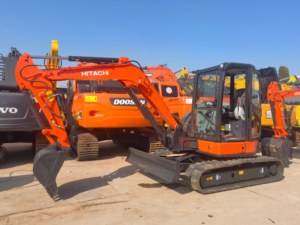 Excavadora Usada Hitachi55 Usr Zx55usr-5a de Alta Calidad en Buenas Condiciones, Miniexcavadora Hitachi Zx50u Zx55 Zx60 Zx75 en Venta - Product Image 4