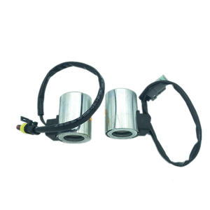 Suku cadang ekskavator untuk Xcmg Xe60 80 135 150 200 215 230 Pilot kunci pengaman gulungan katup Solenoid kumparan katup Solenoid - Product Image 5