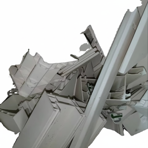 Granulés de PVC antistatique recyclés, qualité de moulage par soufflage, rebroyage, granulés de rebut, États-Unis, pour profilés, câbles, films, applications de qualité médicale - Product Image 1