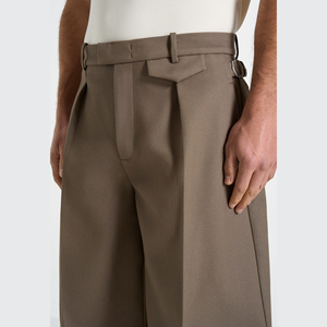 Pantaloncini da <span class=keywords><strong>Uomo</strong></span> Eleganti a Pieghe Color Kaki, Gamba Larga, su Misura, <span class=keywords><strong>Bermuda</strong></span> Formali a Metà Coscia per Ufficio e Stile Quotidiano - Product Image 4