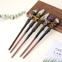 Baguette Magique en Cristal Naturel, Baguette de Sorcière en Bois Faite à la Main avec Fil de Cuivre Enroulé et Pierre Précieuse Brute en Tête, Accessoire de Cosplay pour Halloween, Cadeau