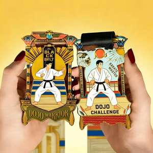 व्यक्तिगत पोर्टेबल उत्कीर्ण जस्ता मिश्र धातु 3 डी रिक्त खेल पदक कस्टम लोगो लायनर्ड पुरस्कार रिबन फुटबॉल ट्रॉफी के लिए - Product Image 6