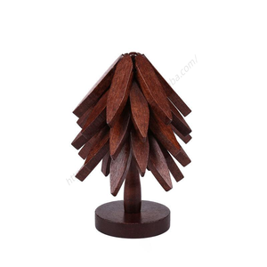 Vente en gros Syh1191 Dessous-de-plat en bois pliables, supports pour plats chauds et théières, napperons décoratifs en forme de sapin de Noël - Product Image 5