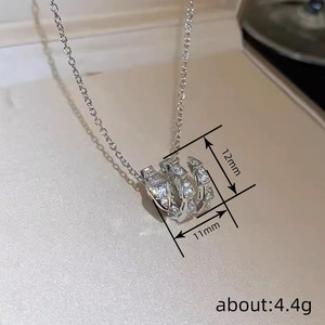 Collana con Ciondolo a Forma di Serpente alla Moda per Donne, Gioiello Unico e Affascinante - Product Image 3