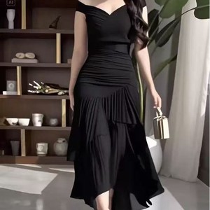 เดรสแฟชั่นผู้หญิงแบบใหม่ สีพื้น เอวสูง ทรงเข้ารูป แขนกุด คอวี แต่งระบาย - Product Image 5