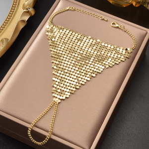 Conjunto de pulseras chapadas en oro antideslustre para mujer, con borlas integradas en el puño de malla de lentejuelas anchas y cadena de mano, venta al por mayor - Product Image 2