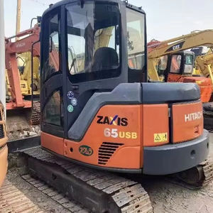 Excavatrice d'occasion HITACHI ZX65US Mini 6 tonnes, pelle hydraulique sur chenilles d'occasion ZX50U ZX70-3, bonnes performances en stock à vendre - Product Image 1