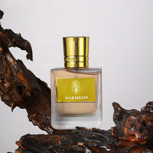 Nuovo Profumo Night Kiss Black Gold per Donne Mature, Fragranza Elegante e Duratura Stile Seta - Product Image 1