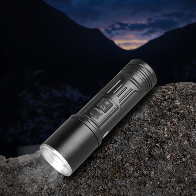 Professional High-Power 10W Tactical LED Flashlight 1000 Lumens Bright Zoom Rechargeable USB Charging IP66 Waterproof Camping
