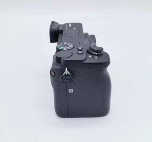 Cámara Sony A6600 APS-C sin Espejo Usada, Cuerpo de Cámara de 24.2MP, IBIS de 5 Ejes, Video 4K, Batería de Larga Duración, Buen Estado, Lista para Enviar - Product Image 6