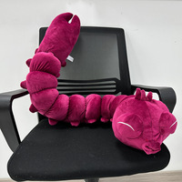 Vente en gros de 6 modèles de jouets en peluche douce Satoru Gojo Kugisaki Nobara, poupées en peluche de personnages d'anime pour collection et cadeau
