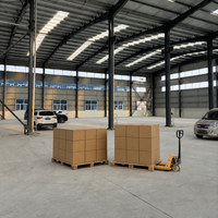 Entrepôt préfabriqué à structure métallique de couleur personnalisée, bâtiment à ossature portique, usine de fabrication de Chongqing