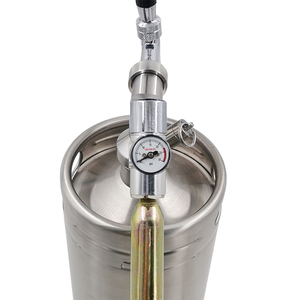 Un gallon de <span class=keywords><strong>bière</strong></span> en acier inoxydable sous <span class=keywords><strong>pression</strong></span> réutilisée fût de 4 <span class=keywords><strong>litres</strong></span> pour la <span class=keywords><strong>bière</strong></span> fraîche - Product Image 5