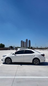 <span class=keywords><strong>Corolla</strong></span> Híbrido E+ <span class=keywords><strong>2020</strong></span> 1.8L E-CVT Edición Comfort, Cuero Oscuro, R16, Automático, Bajo Kilometraje - Product Image 4