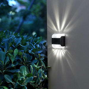 Lampe solaire LED en plastique pour extérieur, clôture supérieure et inférieure, jardin, cour, lumière nocturne, lampe d'escalier, lampe murale étanche - Product Image 4